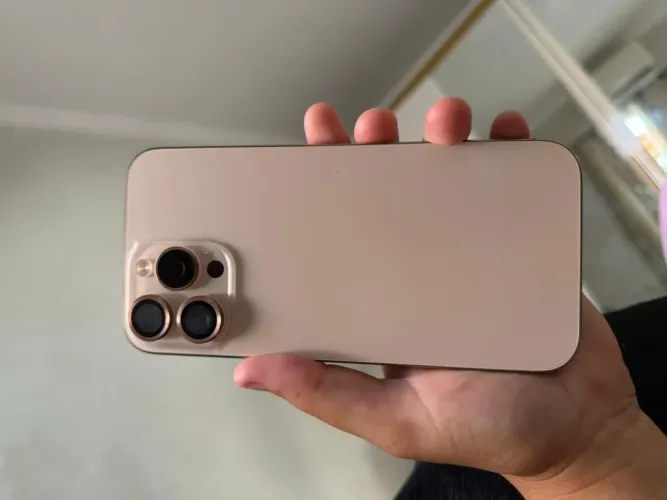 iPhone 16 pro max