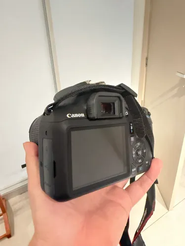 Câmera t7