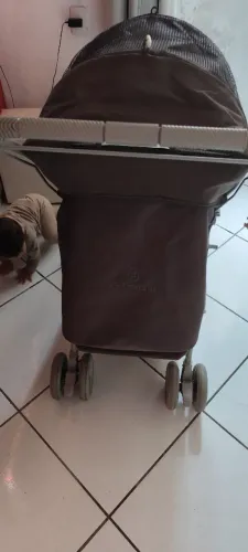 Carrinho de passeio Galzerano e Almofada de apóio para sentar 