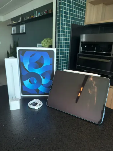 iPad Air 5 (M1) Azul + Apple Pencil 2 Original
