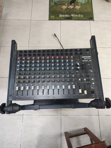 Mesa de som 12 canais Wattson AMW 12