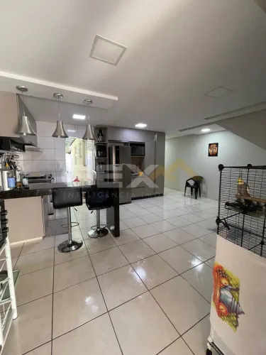Apartamento à Venda com 03 Quartos no Bairro Belvedere em Divinópolis MG.