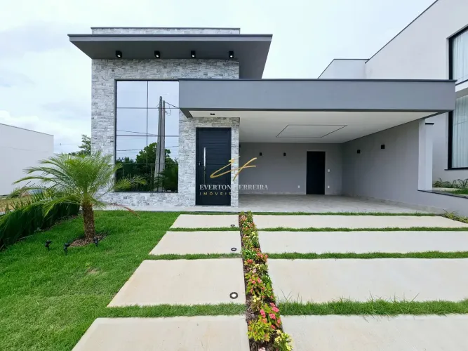 Casa Térrea com 3 Suítes, Escritório e Piscina, em Condomínio Fechado em Indaiatuba