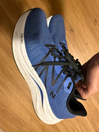 New Balance Propel V4