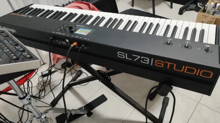 Teclado Controlador Studiologic SL-73 MK1