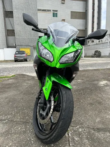 Vendo Kawazaki Ninja 300