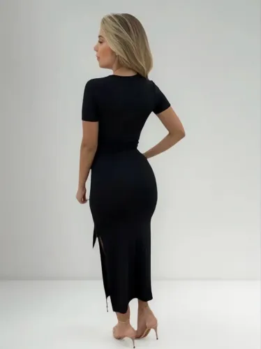 Vestido básico preto