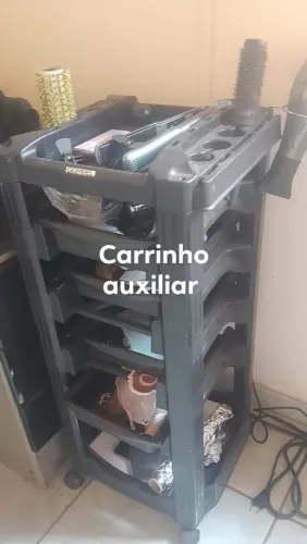 Carrinho auxiliar de cabelo