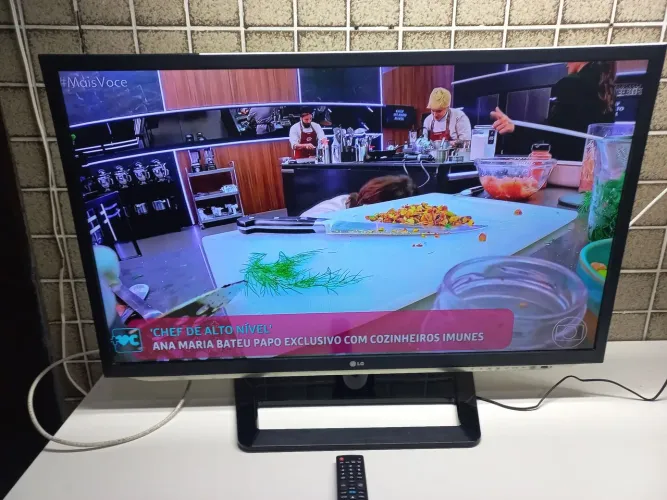 Tv LG LCD MODELO 42LM6200