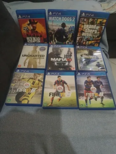 Vende jogos de ps4 e um de ps5