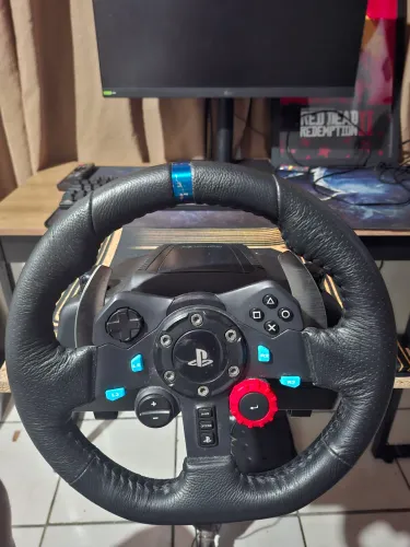 Volante G29 Logitech com Pedais 