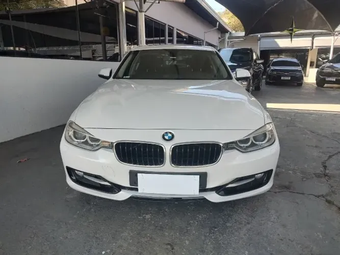 BMW 320I A Modern/sport TB 2.0/a.flex 16V 4P 2015