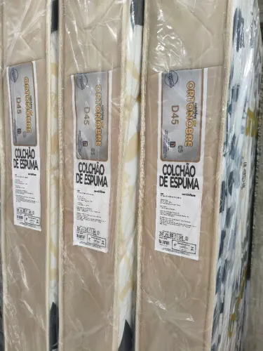 Colchão casal D 45 17cm novos com frete grátis