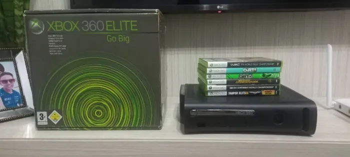XBOX 360 ELITE VENDO OU TROCO POR XBOX ONE