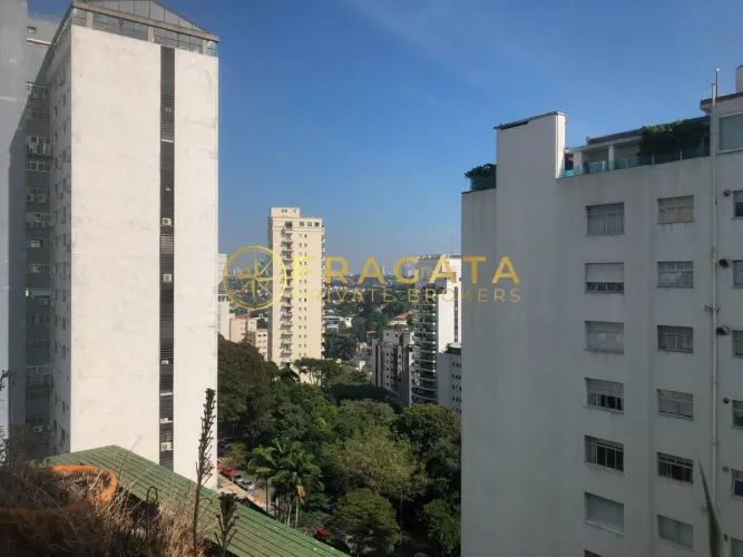 Apartamento à venda com 240m², 4 dormitórios, 1 vaga em Higienópolis - São Paulo/SP