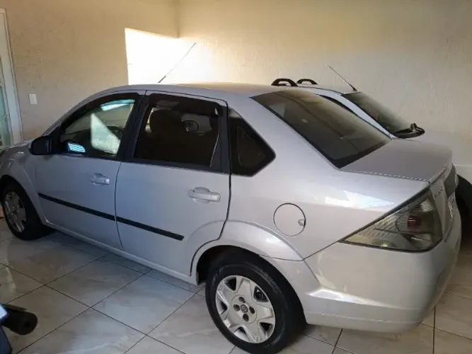 Ford Fiesta Sed. 1.6 8V Flex 4P 2011
