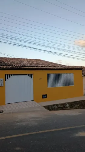 Casa com 5 quartos escriturada no Centro da Cidade de Salgado