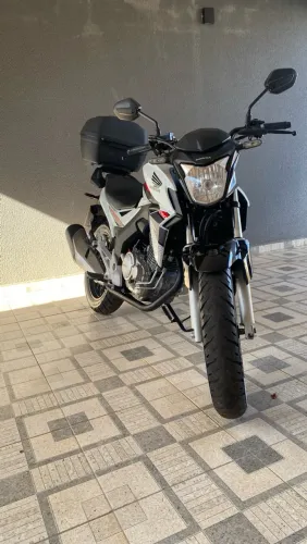HONDA CB250F TWISTER BRANCO/PRETO