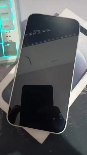 Vendo iPhone 16e 128gb, seminovo sem nenhuma marca de uso - A negociar