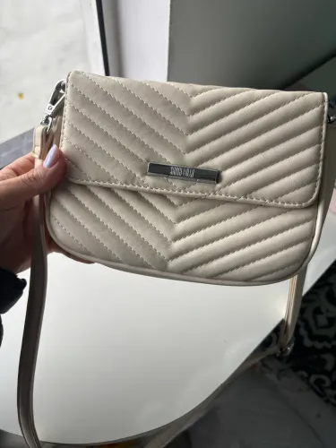 Bolsa Santa Lolla