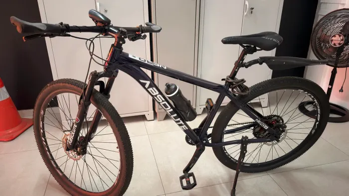 Bicicleta Absolute aro 29 câmbio shimano Deore 12v
