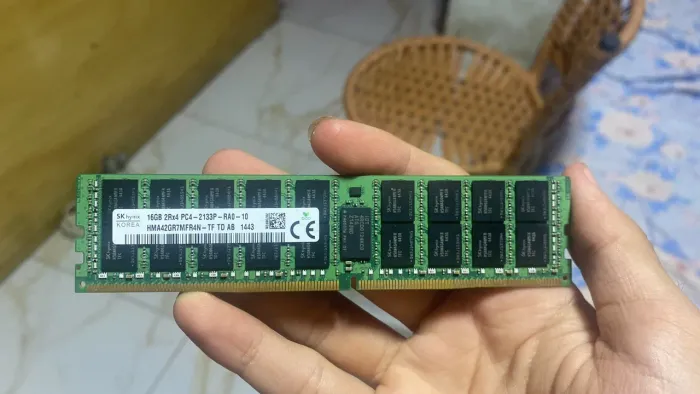 Memória Servidor 16GB DDR4 2133 ECC REG Hynix - para Xeon / X99