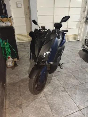 Vendo ou troco xmax 250 2021 azul