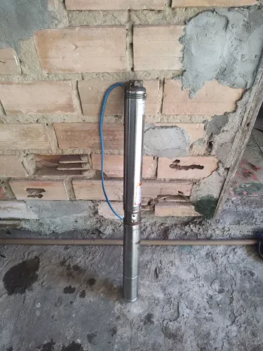 Bomba submersa