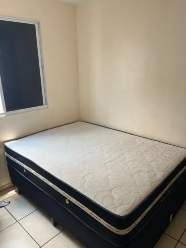 Cama de casal + base 3 meses de uso no preço