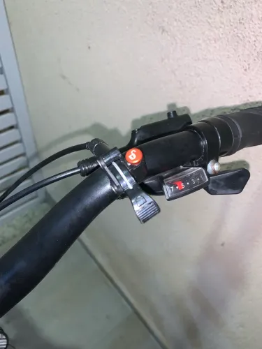 Bicicleta Absolute Aro 26 Grau - Aros VZAN L7 Branco - 21 Marchas