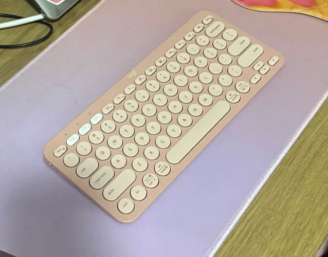 Teclado Pebble Keys 2 - Logitech