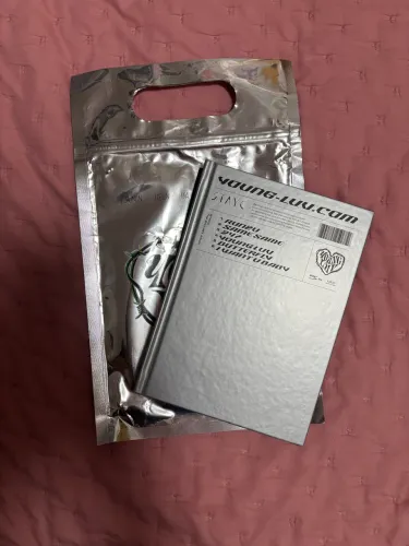 Álbum Kpop Stayc Young Luv.com