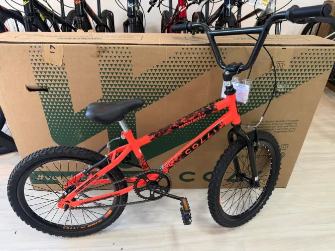 Bicicleta BMX Colli MaxBoy aro 20 Nova