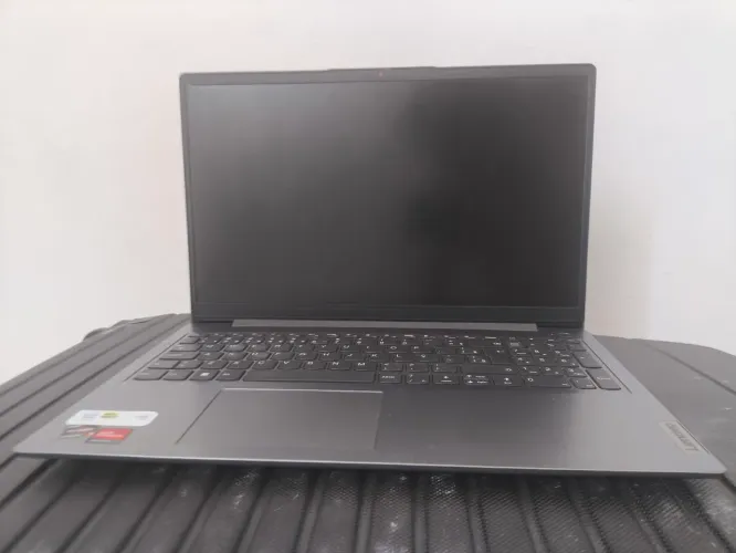 Notebook Lenovo em Perfeito Funcionamento