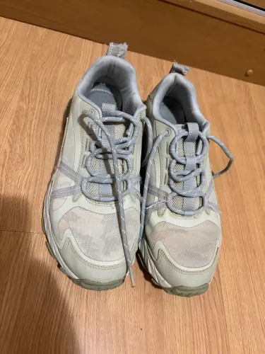 Vendo tênis para trilha Sketchers N 41