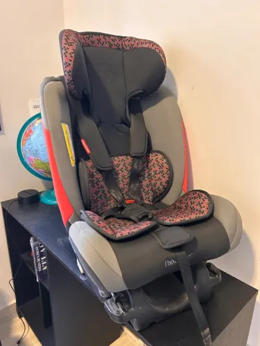 Cadeirinha de bebê para carro