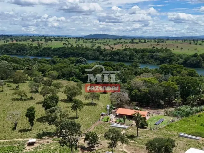 Fazenda 183 Alqueires (885,7 hectares) Minaçu - GO