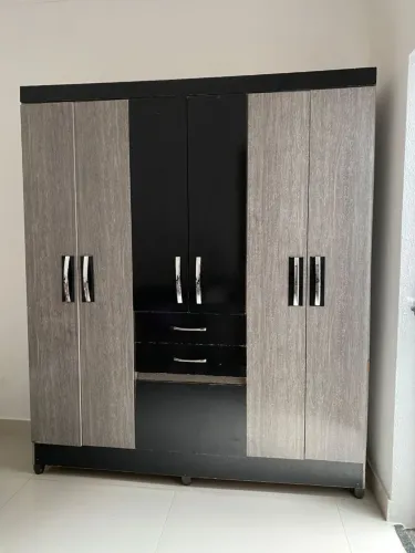 Guarda roupa