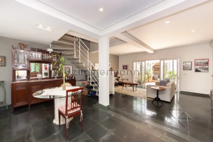 CASA DE VILA ACLIMAÇÃO 4 DORMITÓRIOS 1 SUÍTE 3 VAGAS