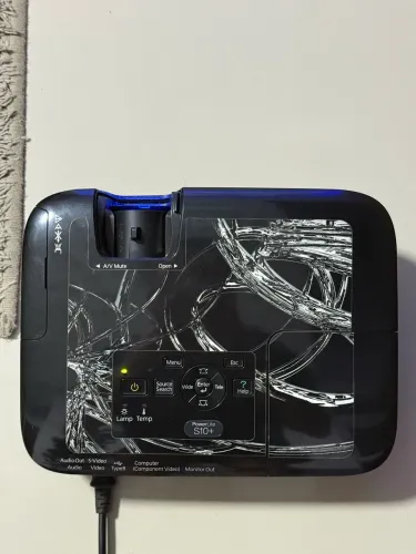 Projetor Epson PowerLite S10+ - estado de novo