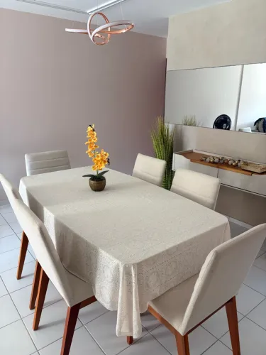Mesa 1.6m x 0,90m, madeira maciça, tampo em MDF 40mm