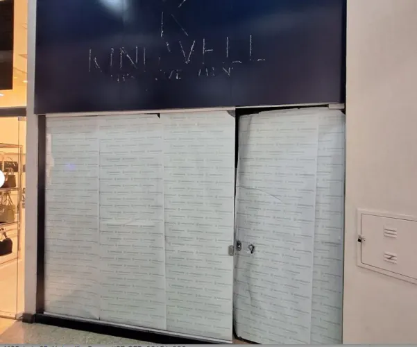 Loja em shopping na Alameda Rio Negro, 1033 - Loja 27 31 m²