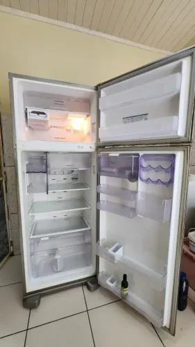 Geladeira Eletrolux, Frost Free, modelo DW 49x