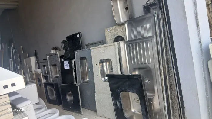 Pia de Cozinha Marmore e Inox diversos tamanhos