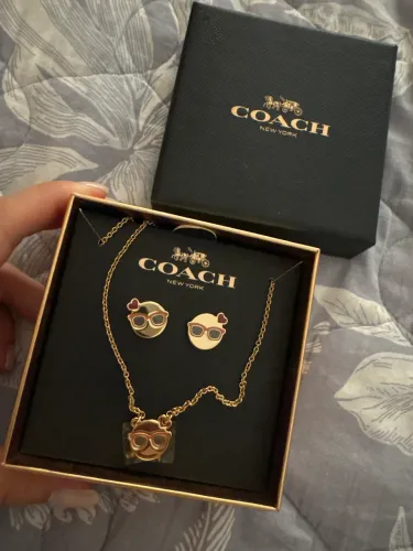 Conjunto colar + brincos Coach original NOVO