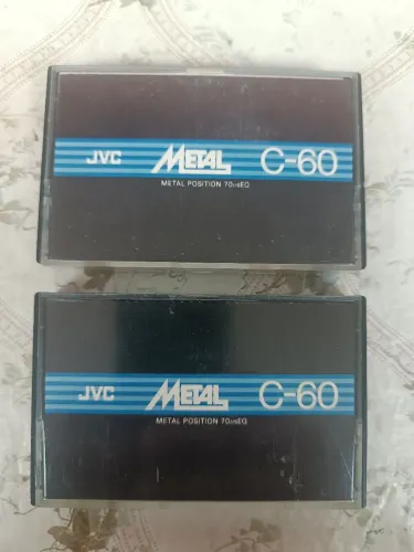 Fita k7 jvc metal c-60 japan ( 2 fitas )