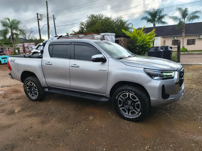 Toyota Hilux CD SRX 4X4 2.8 TDI 16V Diesel Aut. 2022