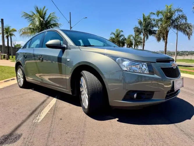Chevrolet Cruze LTZ 1.8 16V Flexpower 4P Aut. 2012