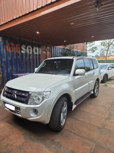 Mitsubishi Pajero HPE Full 3.2 4X4 T.i.dies. 5P AUT 2013