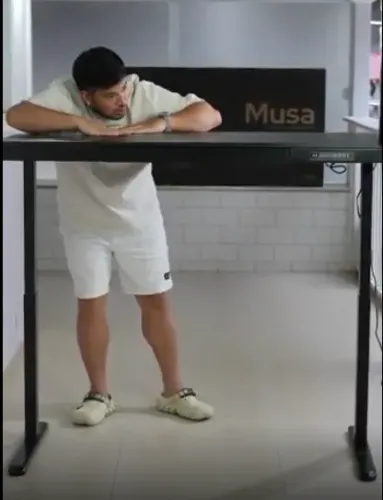 Mesa elétrica Musa - 140cm